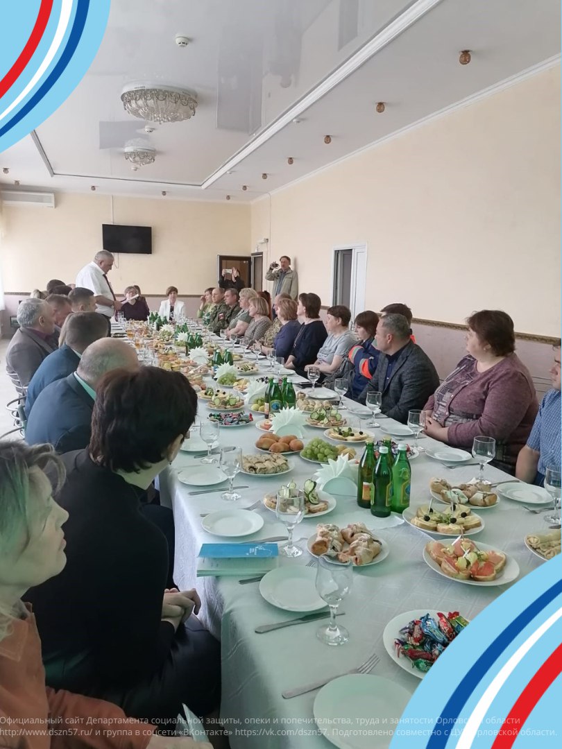 12 мая в Малоархангельске прошла встреча с военнослужащими и семьями участников СВО