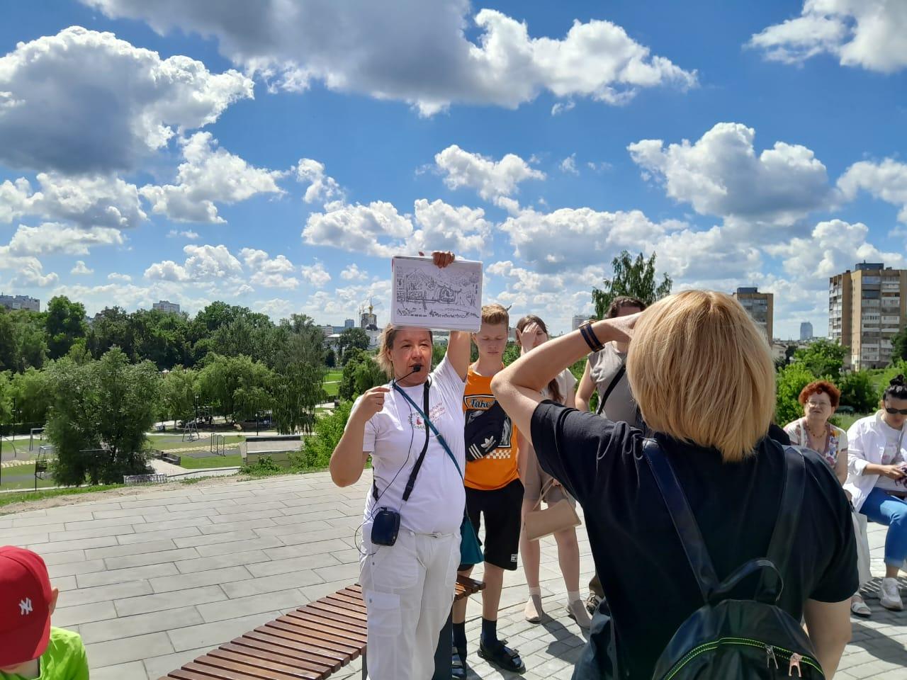 Семейный МФЦ города Орла и социально-реабилитационные центры региона  активно включились в проект «Большие семейные выходные» | 25.06.2024 | Орел  - БезФормата