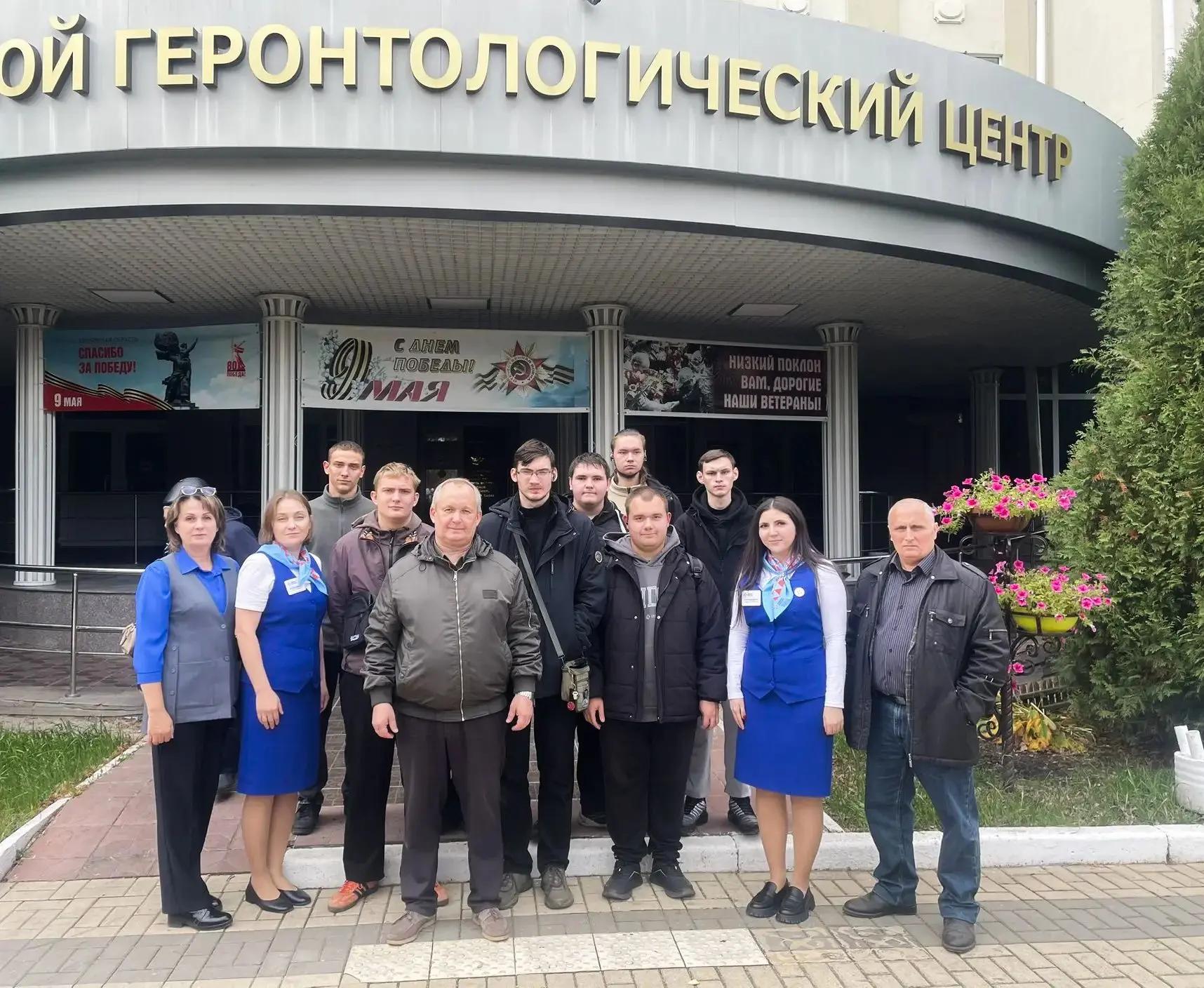 «Зелёный патруль»: орловские студенты поработали волонтерами и заглянули в будущее «Зелёный патруль»: орловские студенты поработали волонтерами и заглянули в будущее